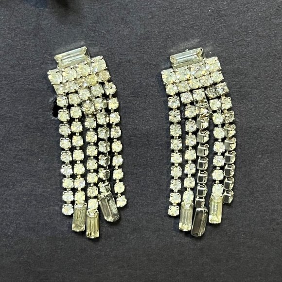 Vintage Lot Of 5 Silver Tone Clip On Earrings (3562) - Picture 4 of 7